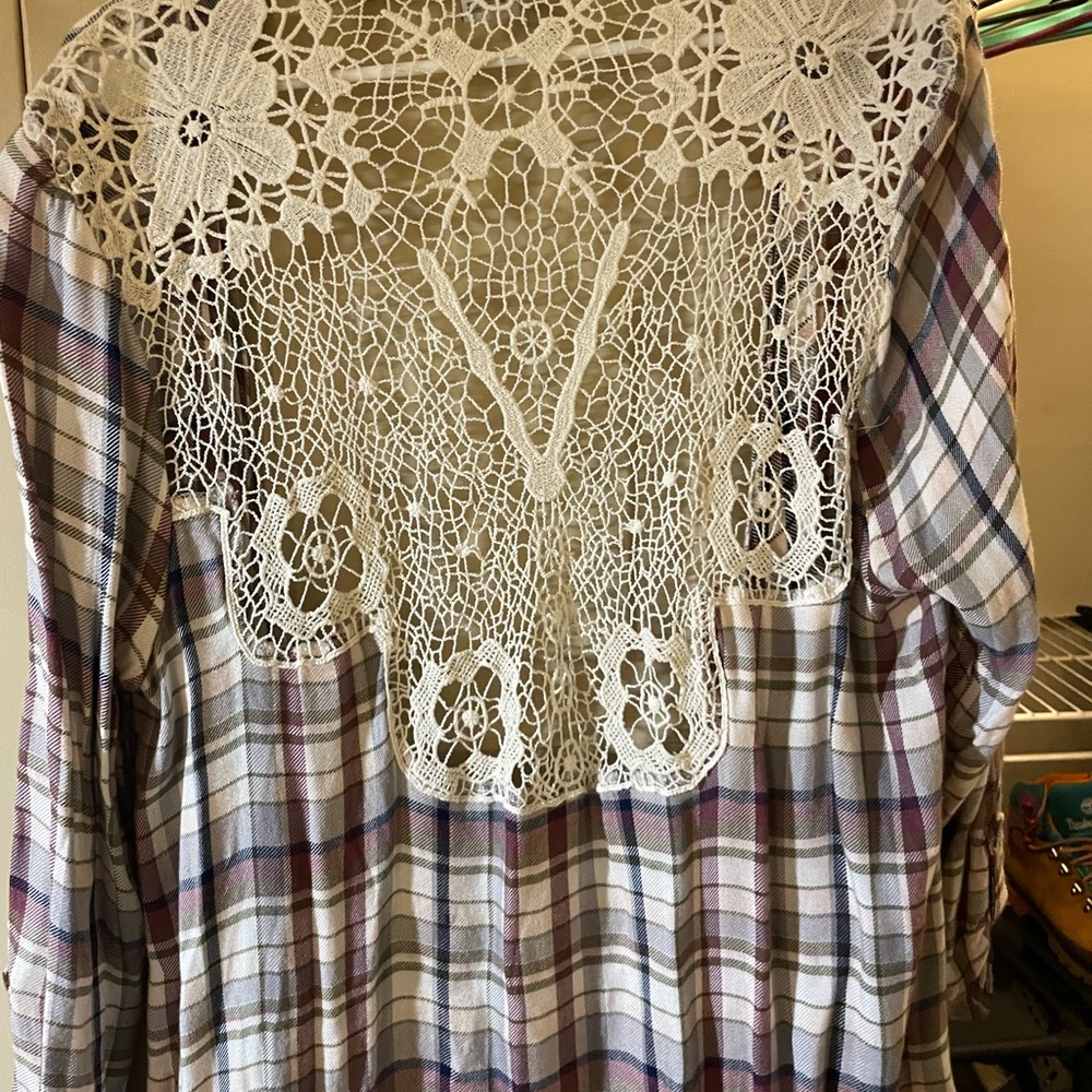 Flannel - Picture 2 of 3